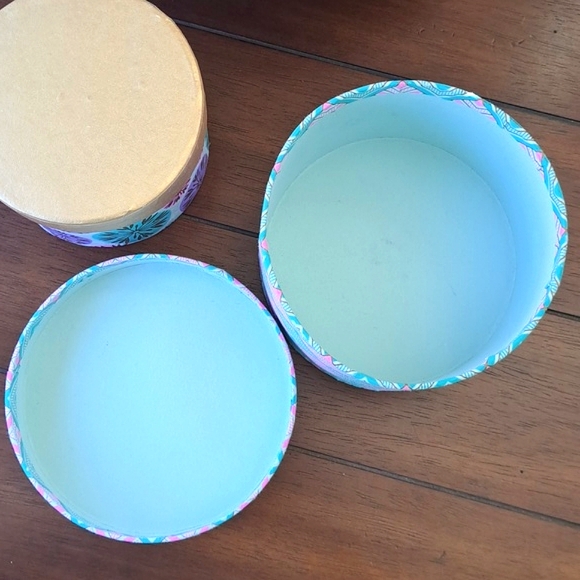 Cute Round Decorative Paper Storage Gift Box 6" 5" Two Pink Blue Gold Geometric - Picture 13 of 15